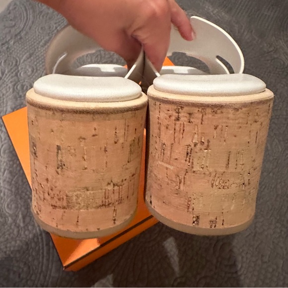 Hermes EZE White Cork Wedge Sandals size 41 - Picture 8 of 11